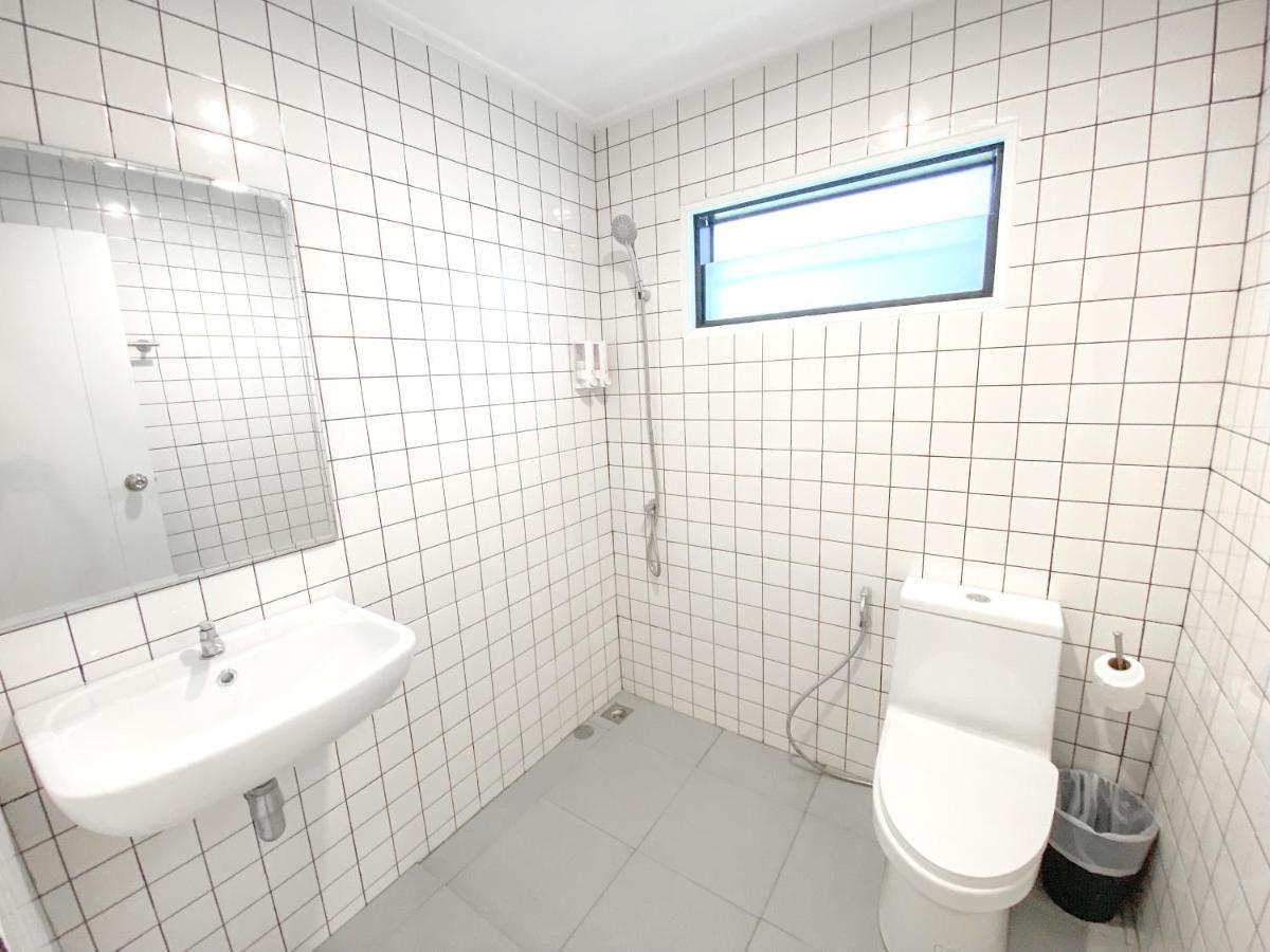 Sea Bear Resort ซีแบร์รีสอร์ต Koh Phayam Exterior photo