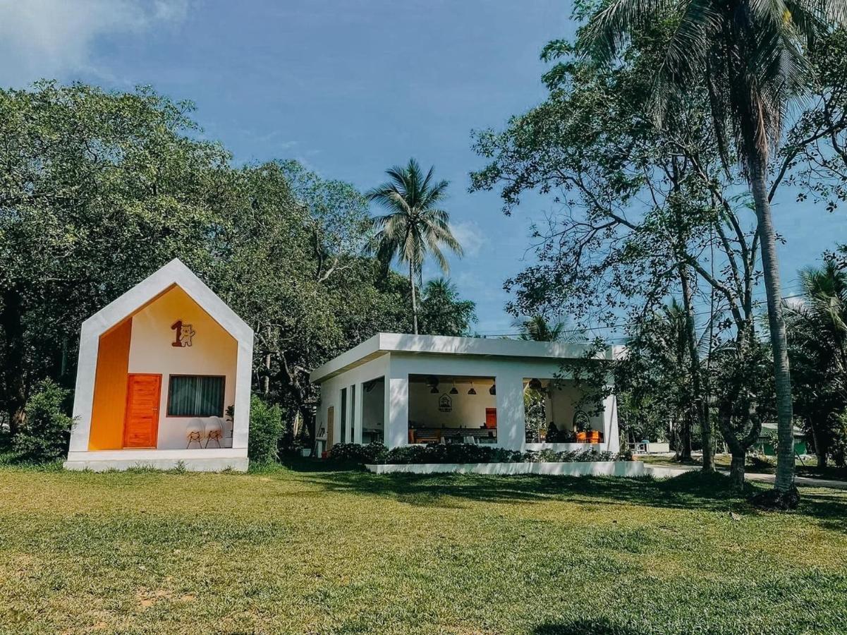 Sea Bear Resort ซีแบร์รีสอร์ต Koh Phayam Exterior photo
